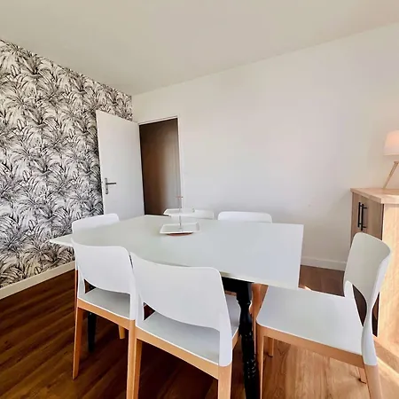 Renove De 48m² A - Proche Plage, Parking Prive, Loggia Exposee Sud, 4 Pers. - Fr-1-478-283 *